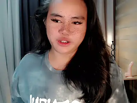 Snapshot of ursexy_ceciliaxx chatting on October 14, 2025, 4:07 pm ursexy ceciliaxx online show from October 14, 2025, 4:07 pm