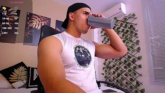 ChristopherBlack  online show from January 10, 2026, 1:28 pm