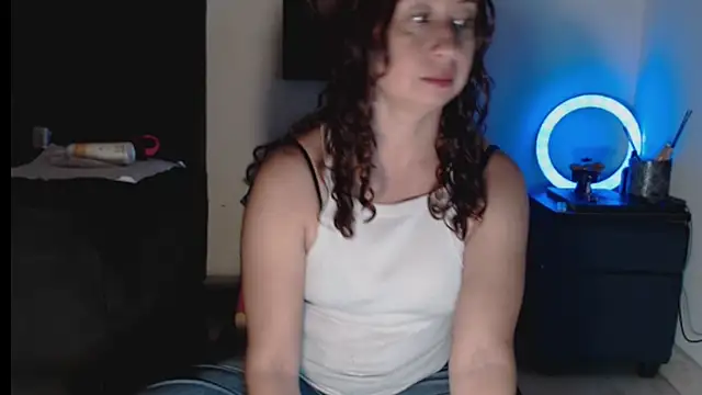 Milf Valeria online show from February 3, 2026, 6:57 pm