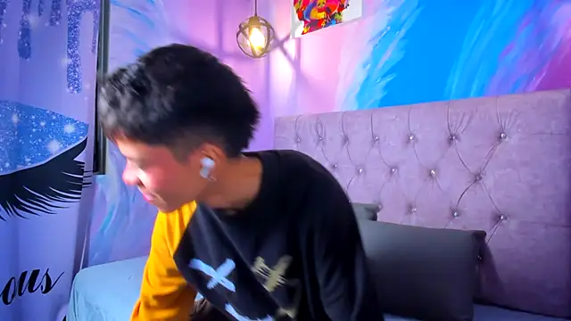 MaxiWildd online show from December 5, 2025, 12:59 pm