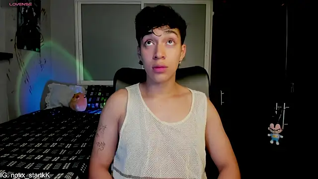 Snapshot of Noxx_starkK chatting on February 26, 2026, 2:44 am Noxx starkK online show from February 26, 2026, 2:44 am