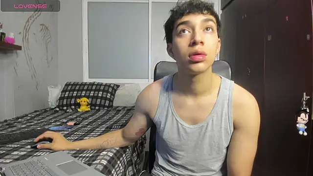 Noxx starkK online show from November 2, 2025, 10:48 pm