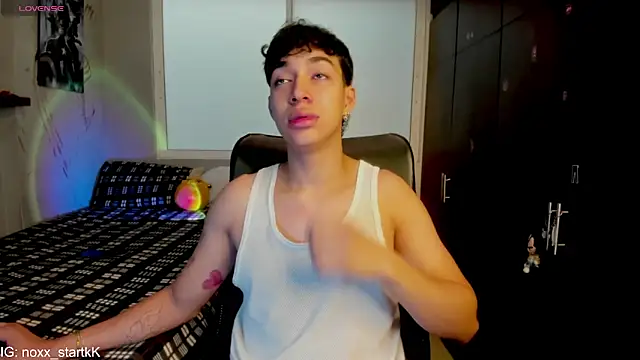 Snapshot of Noxx_starkK chatting on March 27, 2026, 7:26 pm Noxx starkK online show from March 27, 2026, 7:26 pm