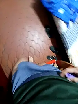 Davidpene18 online show from October 15, 2025, 11:35 pm