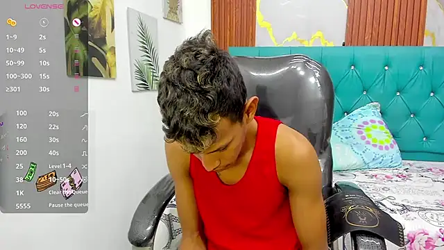 Snapshot of Rory_castro chatting on December 19, 2025, 10:56 pm Rory castro online show from December 19, 2025, 10:56 pm