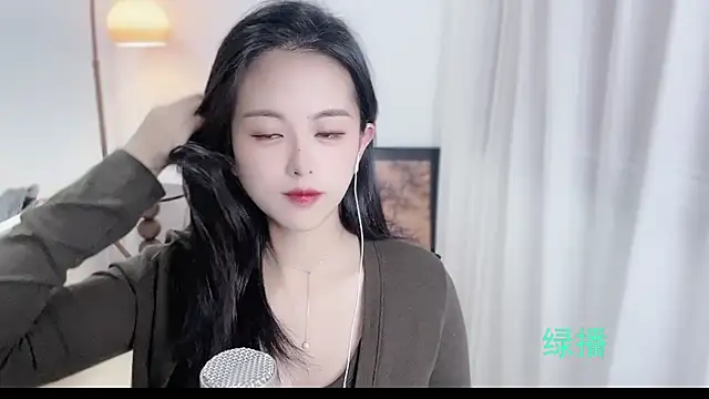 Snapshot of Musae7 chatting on October 25, 2025, 2:17 pm Musae7 online show from October 25, 2025, 2:17 pm