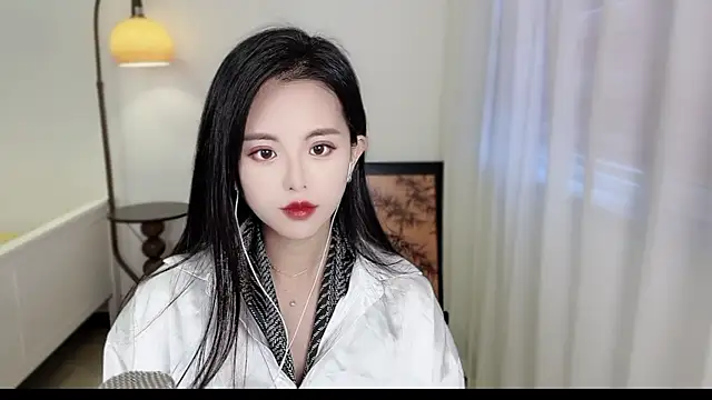 Snapshot of Musae7 chatting on October 21, 2025, 2:33 am Musae7 online show from October 21, 2025, 2:33 am