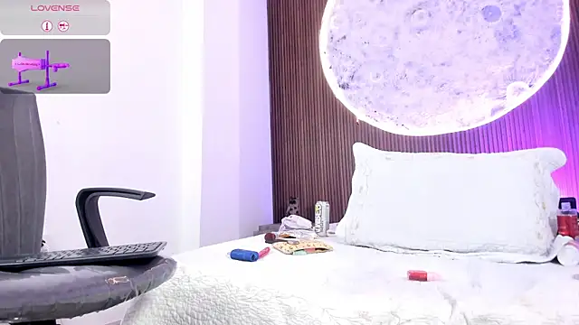 AmbarFoxx  online show from February 8, 2026, 2:59 pm