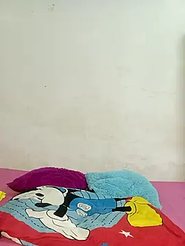 Katherine 13 online show from December 2, 2025, 9:05 pm