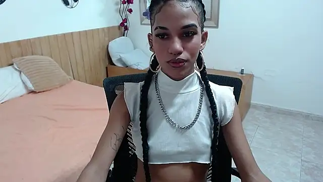 KittyLove s online show from May 28, 2026, 4:13 pm