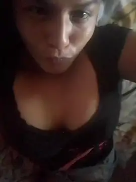 Snapshot of Moro_25 chatting on February 26, 2026, 6:08 pm Moro 25 online show from February 26, 2026, 6:08 pm