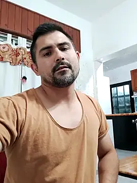 Bradd 32 online show from December 14, 2025, 4:08 am