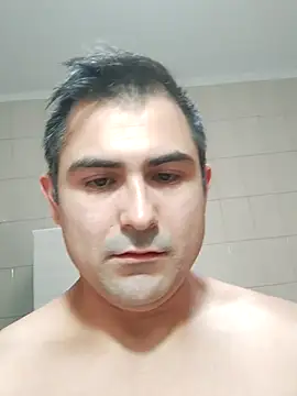 Bradd 32 online show from February 19, 2026, 7:55 pm