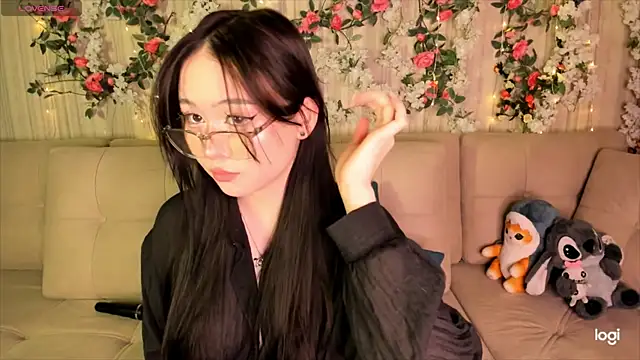 Snapshot of Won_hee88 chatting on April 1, 2026, 4:48 pm Won hee88 online show from April 1, 2026, 4:48 pm