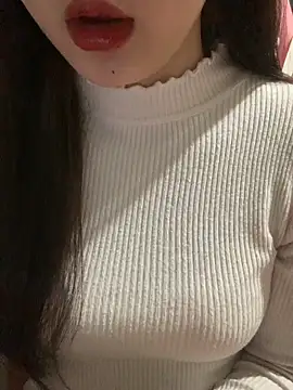 Snapshot of Linhtruong_ chatting on February 10, 2026, 4:11 am Linhtruong online show from February 10, 2026, 4:11 am