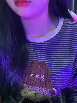 Snapshot of Linhtruong_ chatting on February 18, 2026, 4:10 am Linhtruong online show from February 18, 2026, 4:10 am