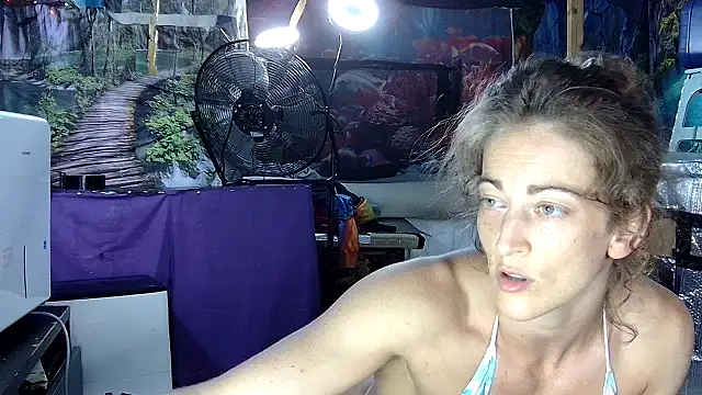 aquafoxy online show from July 7, 2026, 8:56 pm