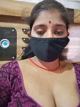 Daisygirl9 online show from June 19, 2026, 12:44 pm