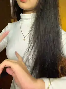 Snapshot of Nhinhi18 chatting on February 10, 2026, 3:00 pm Nhinhi18 online show from February 10, 2026, 3:00 pm