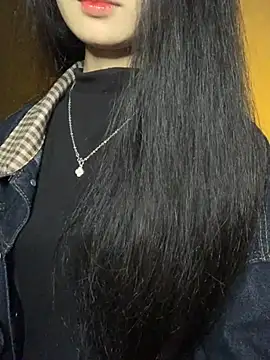 Nhinhi18 online show from January 11, 2026, 4:03 pm