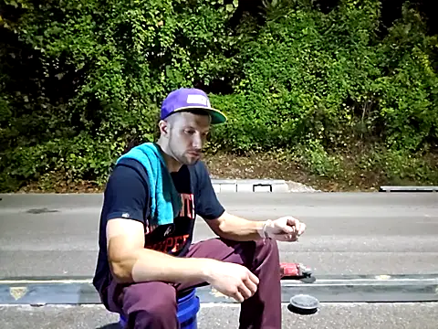 Snapshot of sloppytopkins chatting on September 29, 2025, 3:57 am sloppytopkins online show from September 29, 2025, 3:57 am