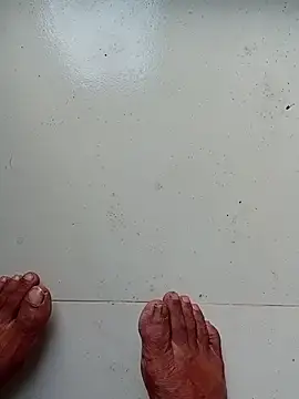 hackyourpussyxh online show from October 28, 2025, 1:17 am