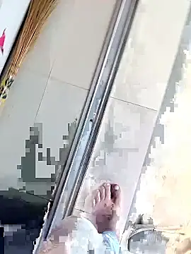 hackyourpussyxh online show from January 11, 2026, 4:30 am