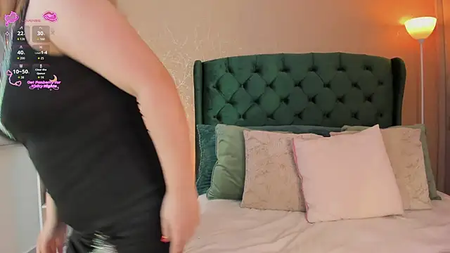 naughty fun room online show from December 2, 2025, 10:55 pm