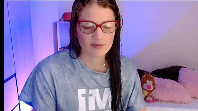 Camila-ventura online show from June 6, 2026, 12:54 pm