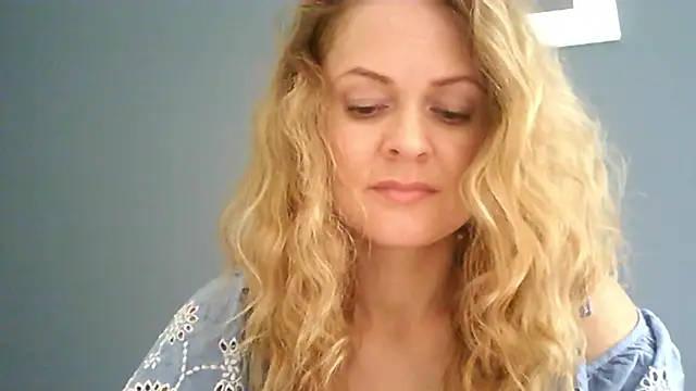 Ginger-bb online show from July 8, 2026, 8:48 am