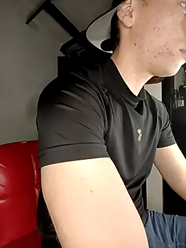 Logan sixxer online show from September 27, 2025, 2:50 am