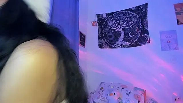 Sweet mim  online show from October 30, 2025, 10:50 pm