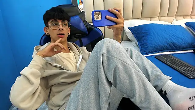 Ibratxandy online show from May 30, 2026, 7:19 pm