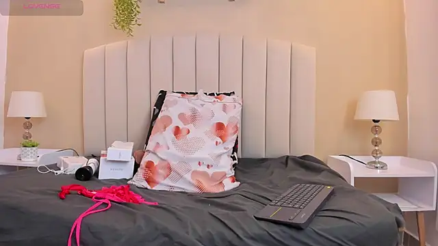 Snapshot of Rachel_Donnelly chatting on January 18, 2026, 4:27 am Rachel Donnelly online show from January 18, 2026, 4:27 am