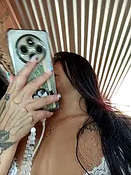 Rous-squir online show from March 4, 2026, 8:05 pm