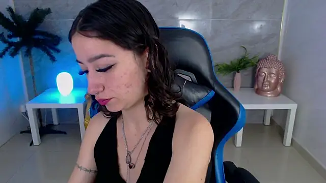 venuss09 s online show from January 8, 2026, 1:17 pm