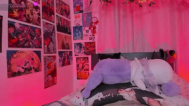 FluffyMelons online show from March 9, 2026, 11:08 pm