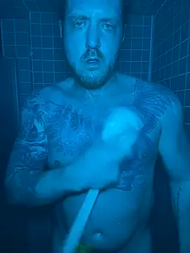 Snapshot of CloudyKingG chatting on March 4, 2026, 4:26 pm CloudyKingG online show from March 4, 2026, 4:26 pm