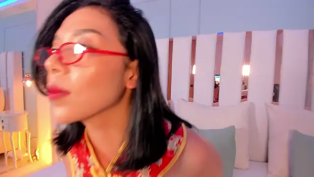 selene phmoon online show from October 19, 2025, 5:54 am