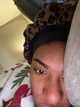 Tu GataLinda online show from January 13, 2026, 1:48 pm