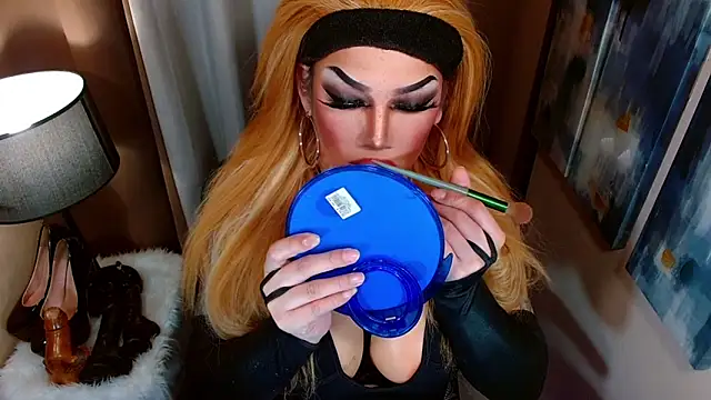 Snapshot of xmadisonmitressxx chatting on February 2, 2026, 4:00 am xmadisonmitressxx online show from February 2, 2026, 4:00 am