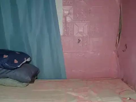 JuicyPussy4u online show from January 12, 2026, 12:56 pm