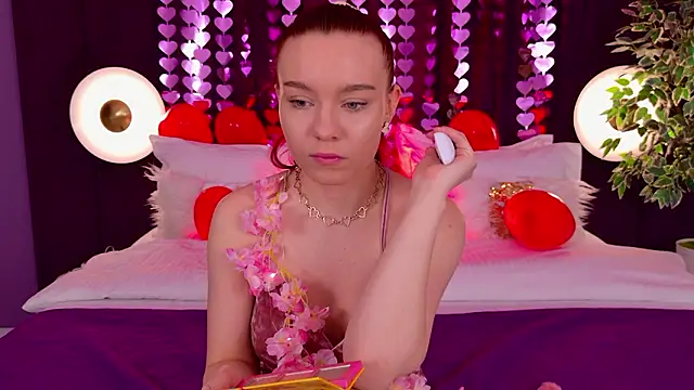 Snapshot of NoraHaynes chatting on February 15, 2026, 3:07 am NoraHaynes online show from February 15, 2026, 3:07 am