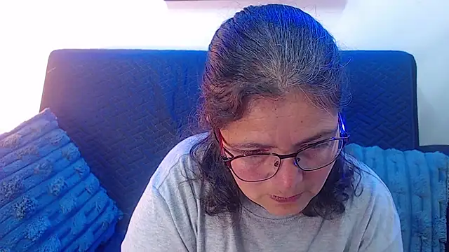 Linda banks  online show from November 14, 2025, 1:31 am