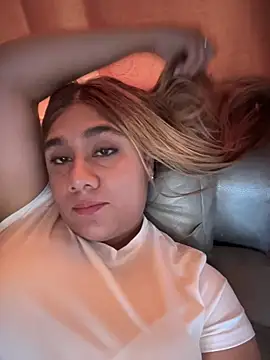 ChannelConnor  online show from December 1, 2025, 7:04 pm