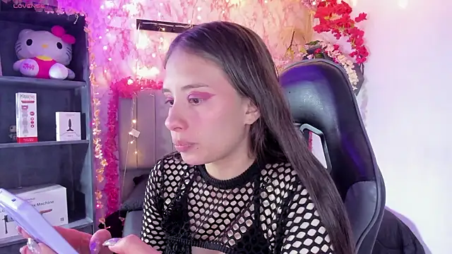 Scarlett21   online show from March 10, 2026, 8:46 pm