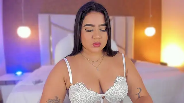 Caro Suarez online show from October 19, 2025, 12:08 pm