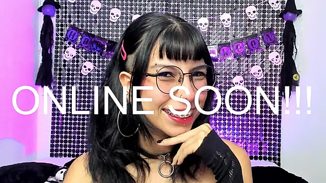 Rose 72 online show from November 9, 2025, 7:51 pm