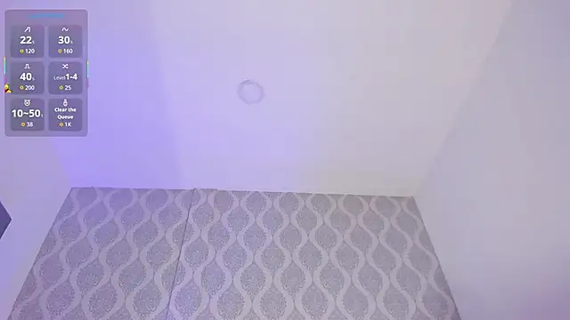 Snapshot of OnlyGia chatting on November 5, 2025, 8:23 pm OnlyGia online show from November 5, 2025, 8:23 pm