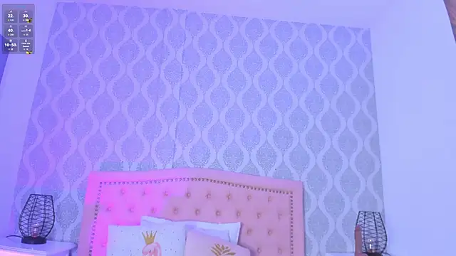 Snapshot of OnlyGia chatting on November 11, 2025, 8:14 pm OnlyGia online show from November 11, 2025, 8:14 pm